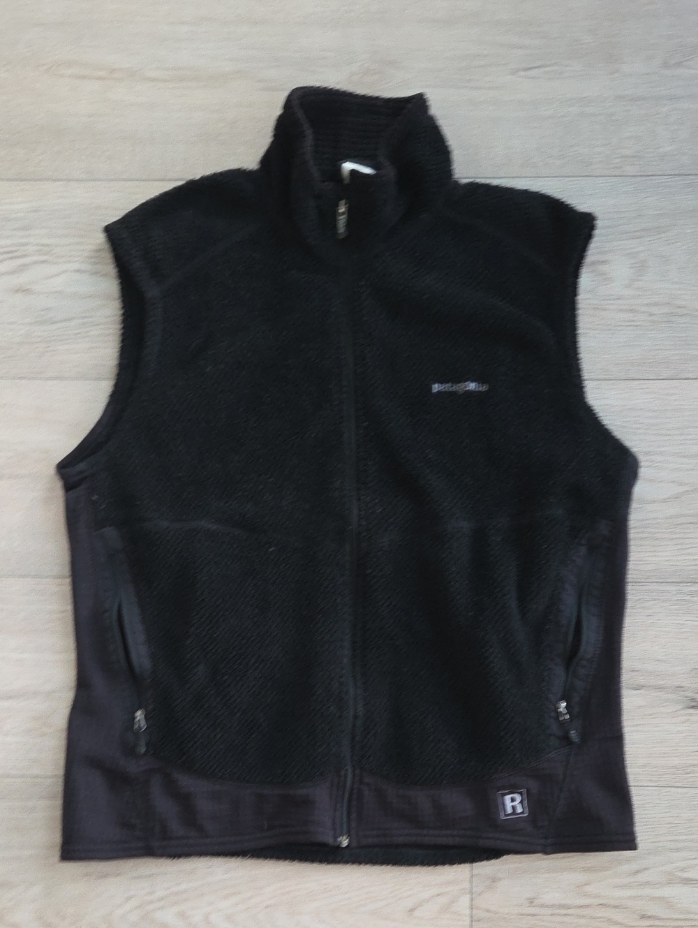 Vintage Patagonia Black Sherpa Fleece Zip-Up Vest with White Logo